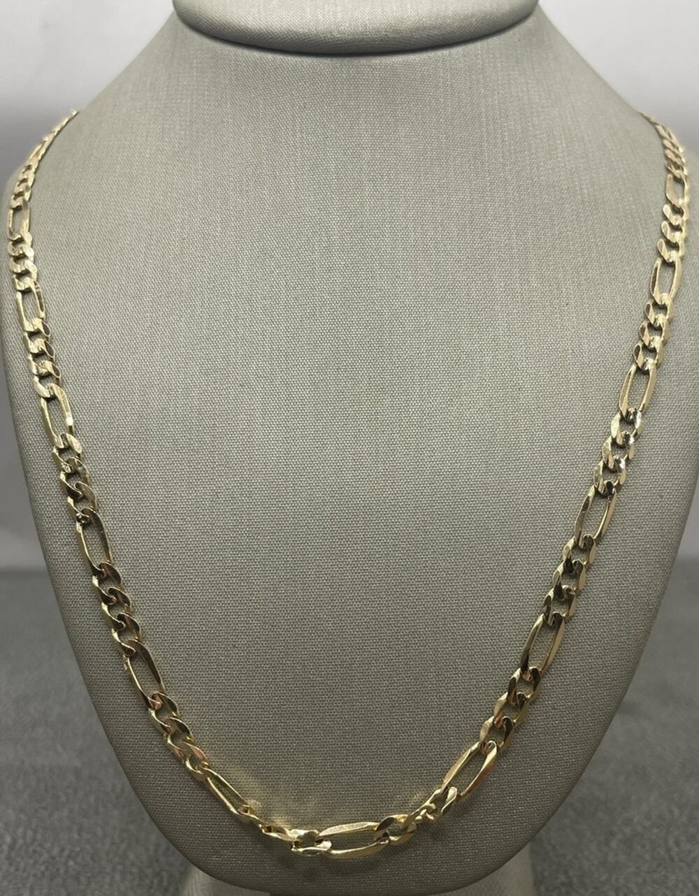 14K Yellow Gold Figaro Chain (22024)